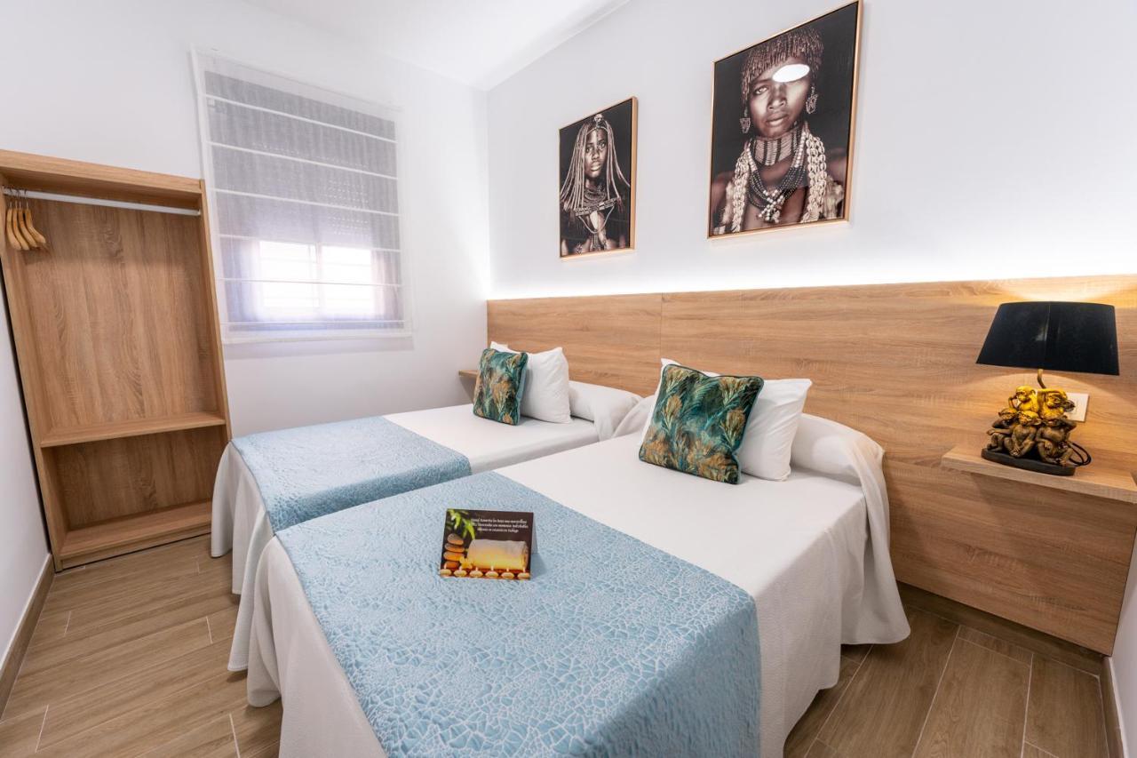 Hostal Romerito มาลากา ภายนอก รูปภาพ