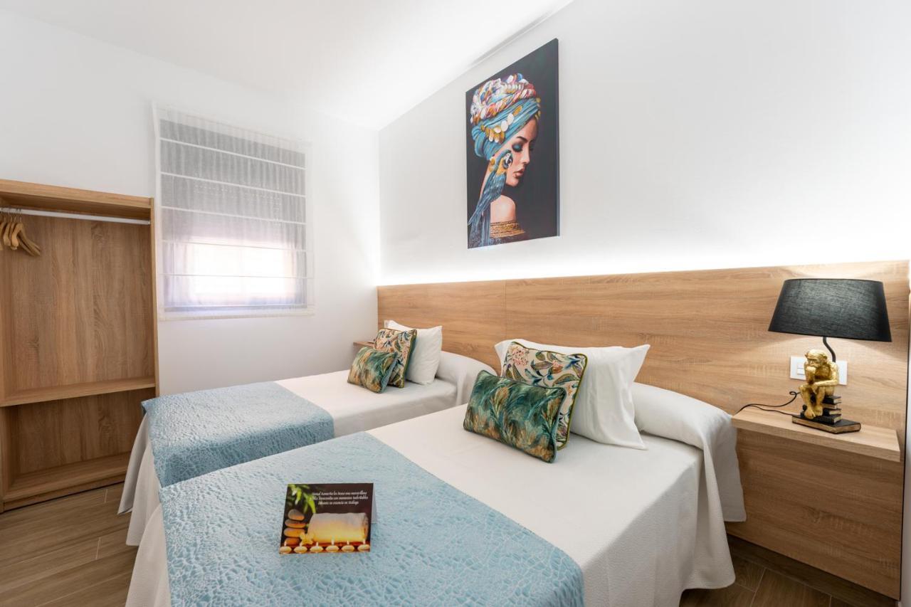 Hostal Romerito มาลากา ภายนอก รูปภาพ