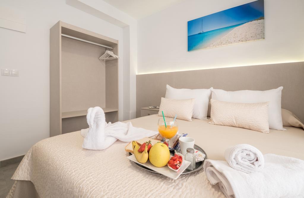Hostal Romerito มาลากา ภายนอก รูปภาพ